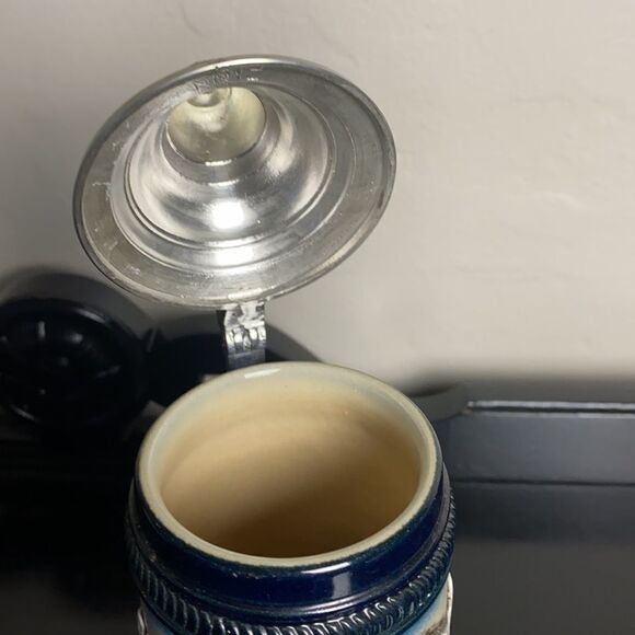 VINTAGE KING EDITION NO. A3991 HANDMADE/HANDPAINTED BEER STEIN - Picture 8 of 12